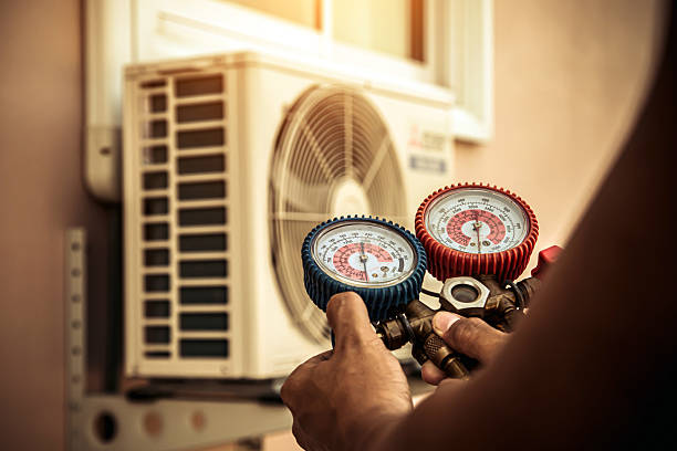Professional Hvac Installation technician working in Hull, MA